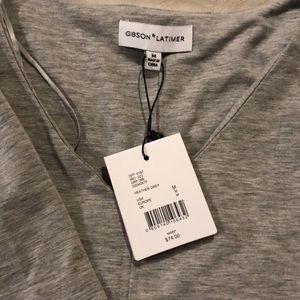 Gibson latimer sweatshirt material pull over v neck top nwt